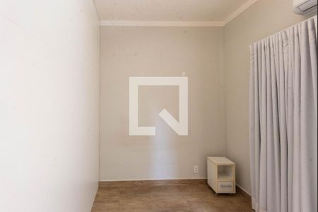 Suíte 1 de casa de condomínio para alugar com 3 quartos, 290m² em Swiss Park, Campinas