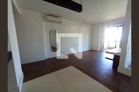 Sala  de apartamento à venda com 2 quartos, 100m² em Barra da Tijuca, Rio de Janeiro