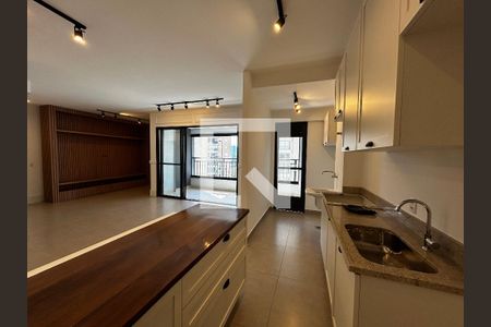 Apartamento para alugar com 2 quartos, 140m² em Alphaville, Barueri