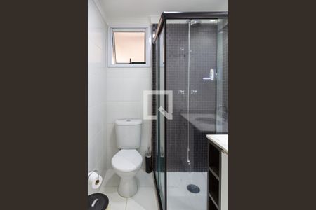 Banheiro social de apartamento à venda com 3 quartos, 71m² em Macedo, Guarulhos