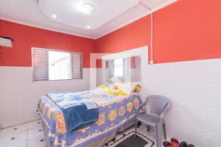 Quarto 2 de casa para alugar com 2 quartos, 70m² em Parque Cisper, São Paulo