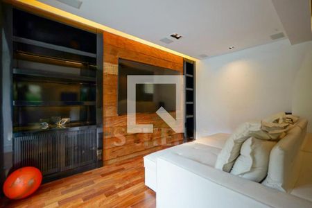 Apartamento à venda com 3 quartos, 230m² em Real Parque, São Paulo
