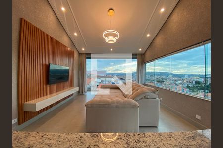 Sala de casa para alugar com 6 quartos, 380m² em Parque dos Camargos, Barueri