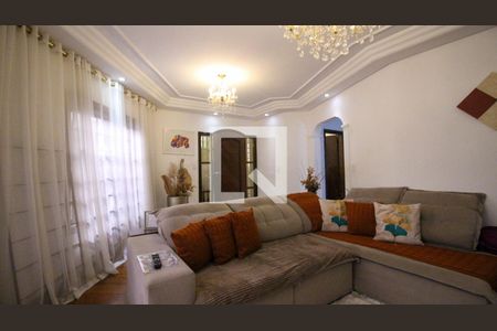 Casa à venda com 3 quartos, 350m² em Vila Paulo Silas, São Paulo