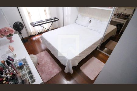 Casa à venda com 3 quartos, 350m² em Vila Paulo Silas, São Paulo