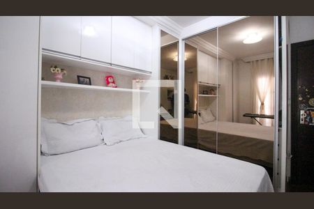 Casa à venda com 3 quartos, 350m² em Vila Paulo Silas, São Paulo
