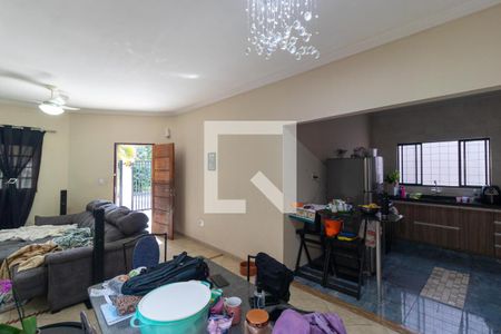 Salas de casa à venda com 3 quartos, 136m² em Parque Via Norte, Campinas
