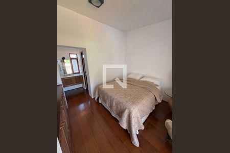 Quarto de casa à venda com 4 quartos, 608m² em Bairro das Palmeiras, Campinas