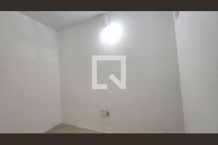 Quarto  de casa para alugar com 1 quarto, 40m² em Matatu, Salvador