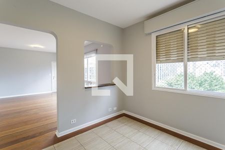 Sala de apartamento para alugar com 2 quartos, 100m² em Vila Olímpia, São Paulo