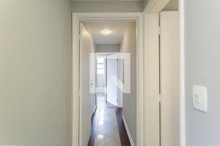 Corredor de apartamento para alugar com 2 quartos, 100m² em Vila Olímpia, São Paulo