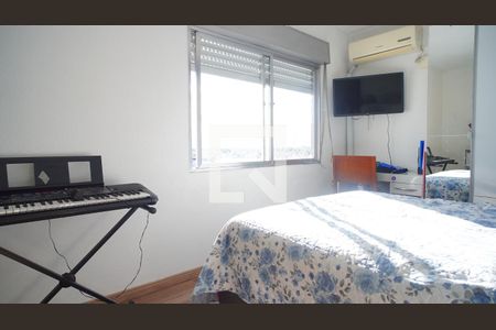 Quarto 1 de apartamento à venda com 3 quartos, 72m² em Humaitá, Porto Alegre