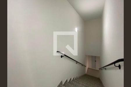 Corredor de kitnet/studio para alugar com 1 quarto, 22m² em Vila Mariana, São Paulo