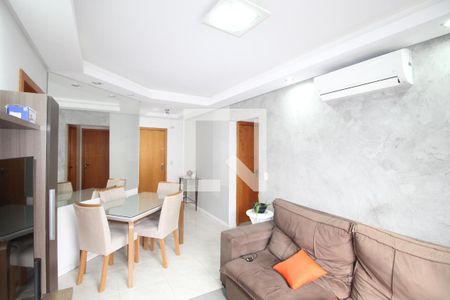 Sala de apartamento à venda com 2 quartos, 59m² em Vila Ipiranga, Porto Alegre