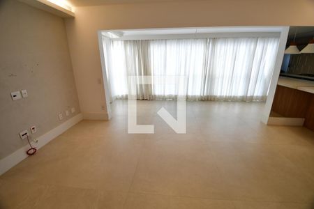 Sala de apartamento para alugar com 3 quartos, 130m² em Cambuí, Campinas