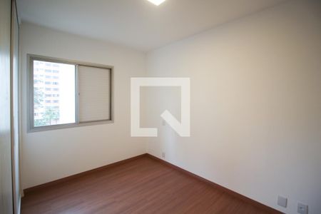 Suíte  de apartamento para alugar com 2 quartos, 100m² em Indianópolis, São Paulo