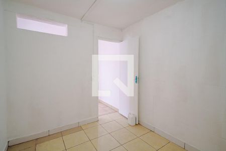 Casa para alugar com 2 quartos, 35m² em Vila Dalva, São Paulo