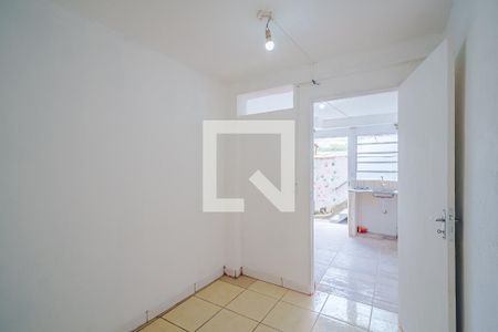 Casa para alugar com 2 quartos, 35m² em Vila Dalva, São Paulo