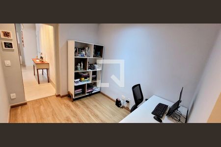 Quarto de apartamento à venda com 4 quartos, 127m² em Jardim Chácara Inglesa, São Bernardo do Campo