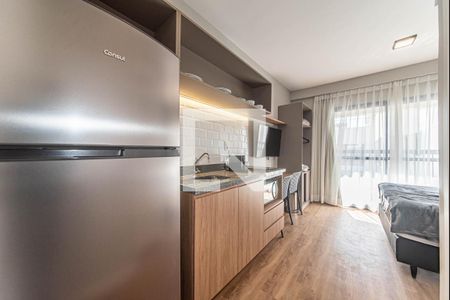 Cozinha de kitnet/studio à venda com 1 quarto, 24m² em Vila Cordeiro, São Paulo