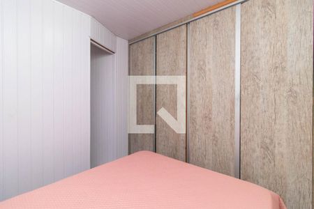 Quarto 2 de casa de condomínio à venda com 2 quartos, 48m² em São José, Porto Alegre