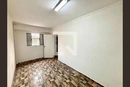 Quarto 1 de casa para alugar com 2 quartos, 34m² em Vila Dalila, São Paulo
