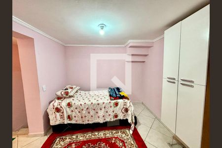 Quarto 1 de casa para alugar com 3 quartos, 100m² em Vila Dalila, São Paulo