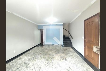 Casa à venda com 3 quartos, 108m² em Campo Grande, São Paulo