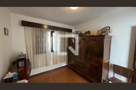 Casa à venda com 3 quartos, 180m² em Interlagos, São Paulo