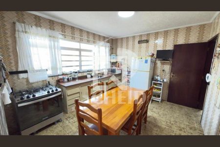 Casa à venda com 3 quartos, 180m² em Interlagos, São Paulo
