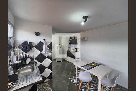Casa para alugar com 1 quarto, 27m² em Pechincha, Rio de Janeiro