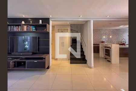 Sala de casa de condomínio à venda com 3 quartos, 299m² em Parque Villa Flores, Sumaré