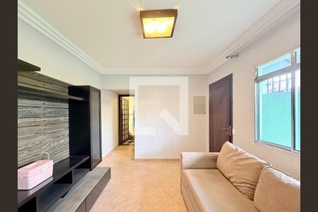 Sala de casa para alugar com 2 quartos, 70m² em Jardim das Flores, São Paulo