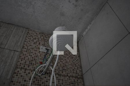 Banheiro de casa para alugar com 2 quartos, 120m² em Vila Isolina Mazzei, São Paulo