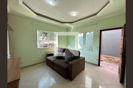 Casa à venda com 3 quartos, 192m² em São João Batista, Belo Horizonte