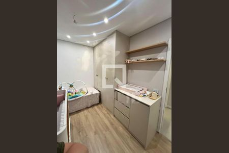 Casa à venda com 6 quartos, 240m² em Jardim Umuarama, São Paulo