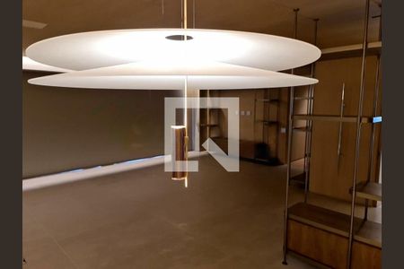 Apartamento à venda com 2 quartos, 206m² em Vila Madalena, São Paulo