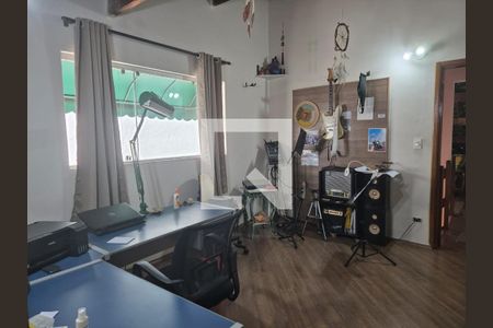Quarto de casa à venda com 5 quartos, 161m² em Jardim Bom Clima, Guarulhos