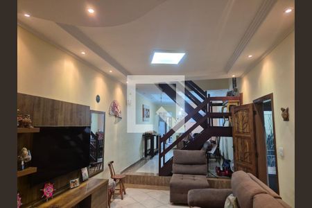 Sala de casa à venda com 5 quartos, 161m² em Jardim Bom Clima, Guarulhos