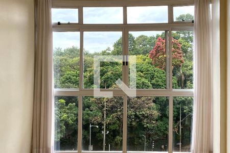 Vista da Sala de apartamento para alugar com 3 quartos, 100m² em Centro, Belo Horizonte