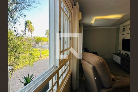 Sala de casa à venda com 3 quartos, 145m² em Sarandi, Porto Alegre