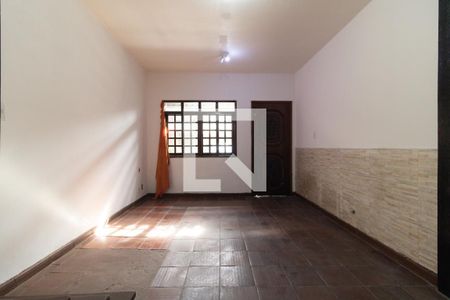 Sala de casa para alugar com 3 quartos, 91m² em Vila Santo Estefano, São Paulo
