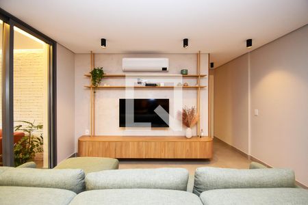 Sala de estar de apartamento para alugar com 2 quartos, 111m² em Sumarezinho, São Paulo