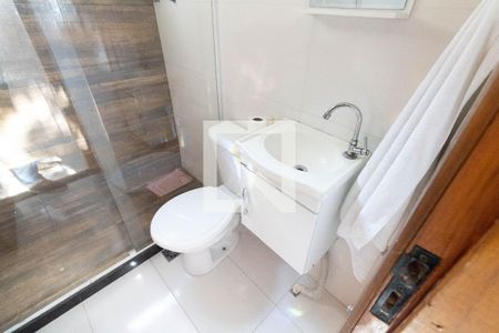 Banheiro do Quarto 1 de casa para alugar com 2 quartos, 74m² em Campo Grande, Rio de Janeiro