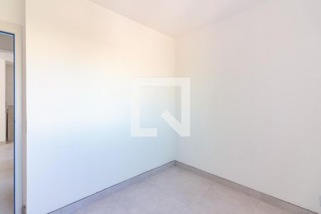 Quarto de apartamento para alugar com 2 quartos, 37m² em Jaguaribe, Osasco