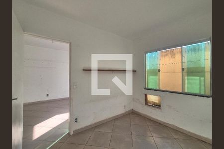 Casa de Condomínio para alugar com 3 quartos, 200m² em Vargem Pequena, Rio de Janeiro