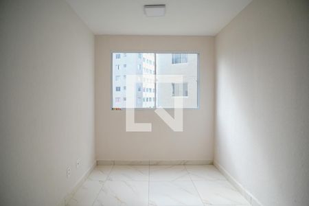 Sala de apartamento para alugar com 2 quartos, 47m² em Parque Bristol, São Paulo