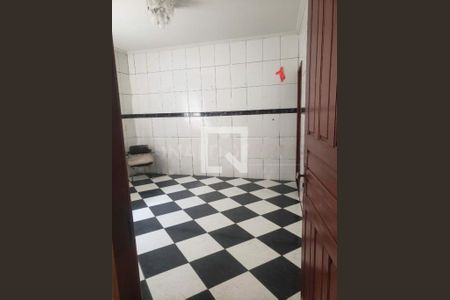 Casa à venda com 3 quartos, 165m² em Jardim Shangrilá (Zona Sul), São Paulo