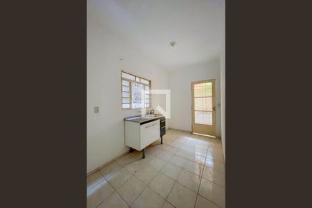 Cozinha de casa para alugar com 1 quarto, 40m² em São Pedro, Osasco