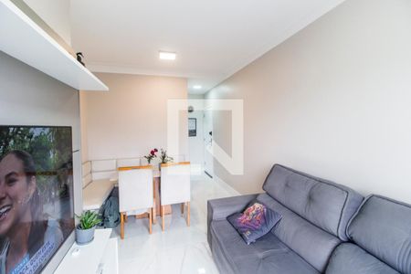 Sala  de apartamento à venda com 2 quartos, 55m² em Jardim Tupanci, Barueri